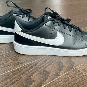 Nike- Court Royal Low sneakers